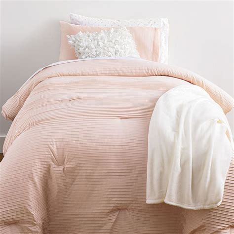 Dawn 4 Piece Bed In A Bag Comforter Set In Ashleigh Pink Twintwin Xl