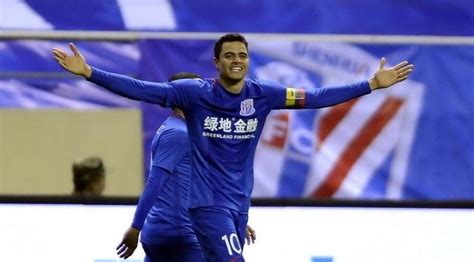 Se han encontrado 4 resultados. Video Golazo de 'Gio' Moreno en el empate del Shanghai