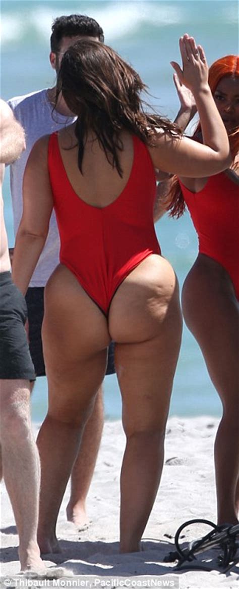 Ashley Graham Flashes Derriere In Bathing Suit In Miami