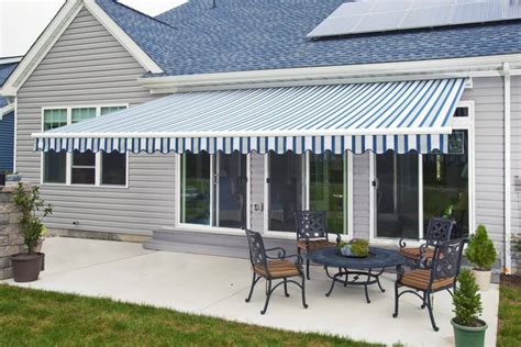 The content of the article: DIY Retractable Awnings
