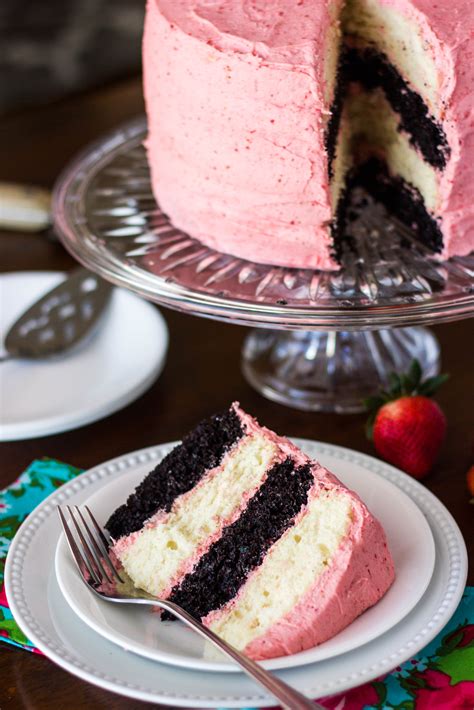 Neapolitan Layer Cake : Kendra's Treats