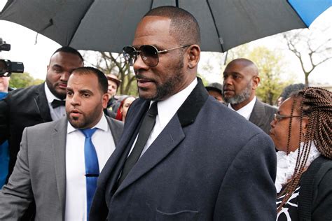 r kelly pleads not guilty to sex trafficking charges in new york denied bail