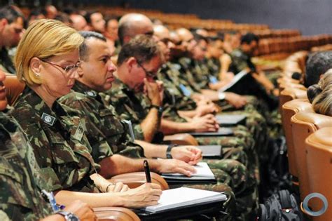 Defesanet Terrestre Futuros Comandantes Chefes E Diretores De Organizações Militares