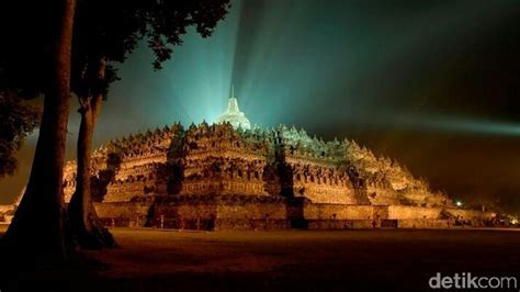 Terdiri dari dua kolam yang memiliki kandungan belerang di bagian atasnya. Khusus Wisnus, Tiket Masuk Candi Borobudur dan Prambanan Naik