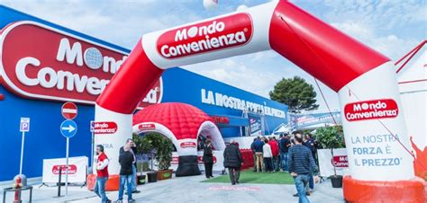 Torno sull'argomento mondo convenienza, perché ieri sera sono andato a casa di amici freschi sposi. Mondo Convenienza assume 200 Addetti vendita - Lavoro e ...