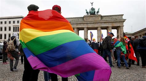 Germany Legalises Same Sex Marriage After Angela Merkel Allows Free Vote Abc News