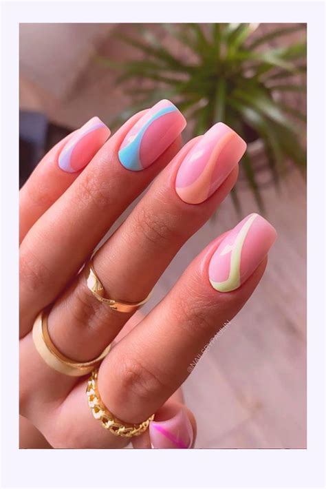 Most Beautiful Pink Flower Short Nail Designs For Summer
