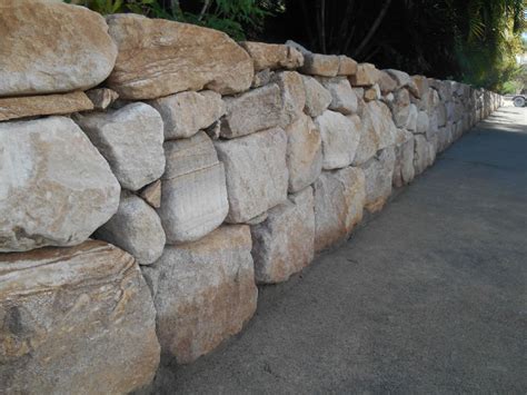 Australian Retaining Walls Hand Placed And Dry Stacked