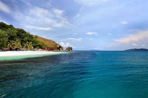 Tempat yang aku stay ni tepi pantai. Tempat percutian menarik di Johor | Percutian Bajet