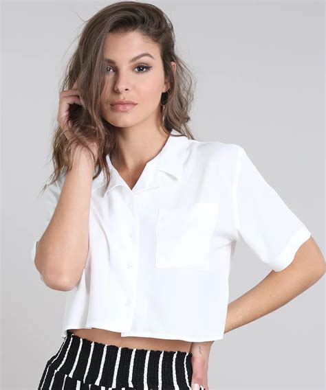 Camisa Feminina Cropped Com Bolso Manga Curta Off White Camisa