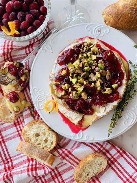 Baked Brie With Cranberries And Pistachios A Perfect Feast