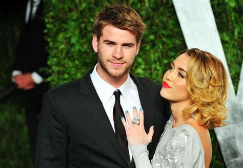 Miley Cyrus Liam Hemsworth Get Married In A Private Ceremony Pictures