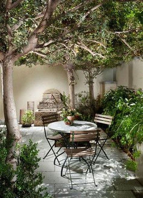 Inspiring Small Courtyard Garden Design 32 Indoor Courtyard Small