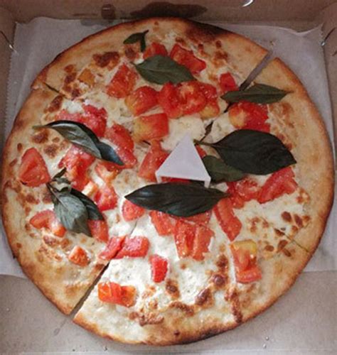 Piazza Pizza In New York Ny Get 10 Off Foodie Card