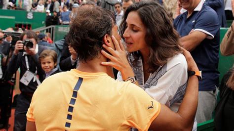 Roland garros descubrirá este jueves la estatua de rafael nadal. La polémica broma que hizo Nadal a su novia durante una ...