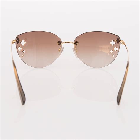 A Pair Of Louis Vuitton Sunglasses Desmayo Cat Eye Brown