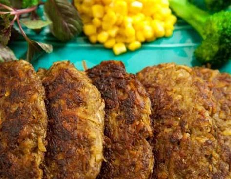 These delectable little meat patties may look unassuming, but they're quick to make and a tastey introduction to persian food. Persian Beef Patties | Persian cuisine, Kotlet recipe ...
