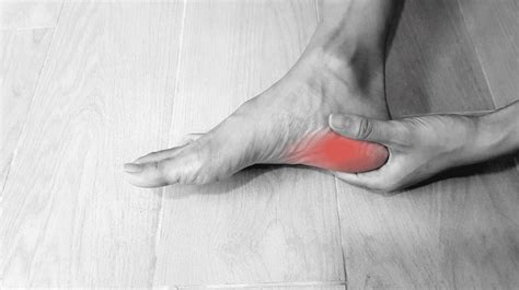 How Laser Therapy And Shockwave Therapy Can Help Your Plantar Fasciitis