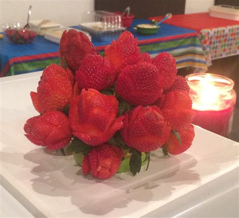 Strawberry Rose Bouquet Very Showy Way To Decorate For A Luncheon Or