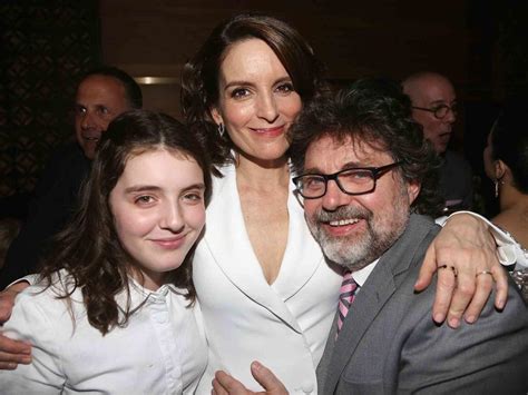 tina fey s 2 daughters all about alice and penelope yahoo sport