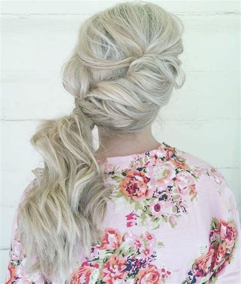 40 Side Ponytails That You Will Love
