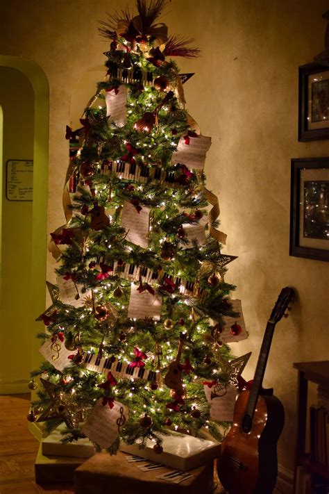 DIY Music and Piano Themed Christmas Tree  Christmas diy, Christmas
