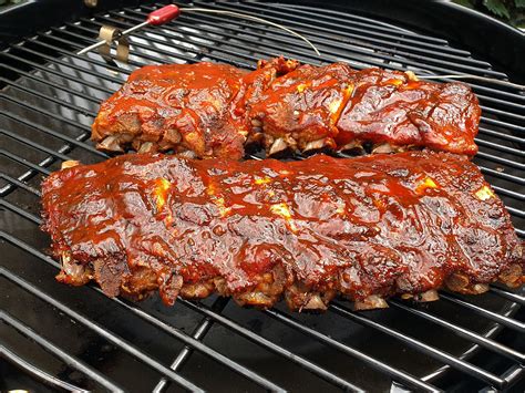 Spare Ribs vom Gasgrill Kikis BBQ