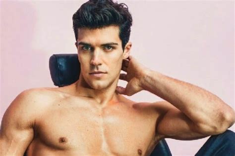 Etoile at la scala theatre, principal 'danza con me', roberto bolle: Roberto Bolle fidanzato? A Venezia è con Daniel Lee