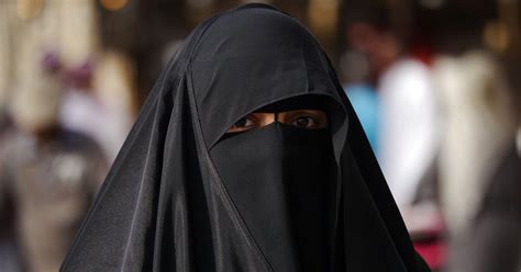 Muslim Woman In German Racism Trial Ordered To Remove Niqab So Judge Can Read Her Emotions