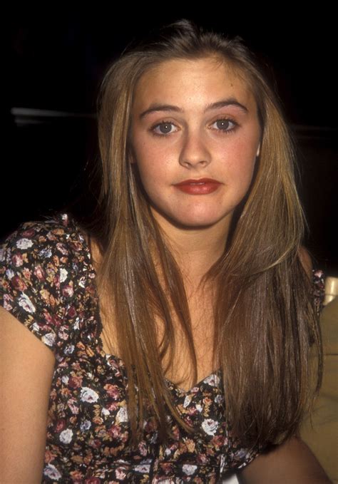Pin By Ciara Marie On Style 90s 90s Hairstyles Alicia Silverstone