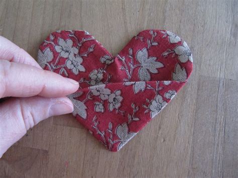 Sew Many Ways Fabric Heart Bookmarkfree Pattern