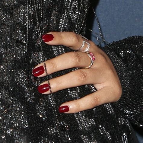 Victoria Justices Nail Polish And Nail Art Steal Her Style