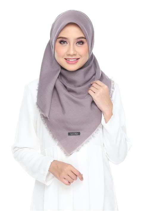 Anda semua boleh singgah untuk melihat blog kami dan membuat pilihan. Borong bawal murah: TUDUNG BAWAL SAUDIA