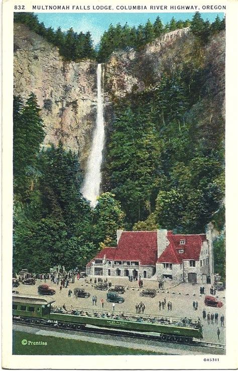Multnomah Falls Lodge Oregon Oregon Waterfalls Oregon Pictures