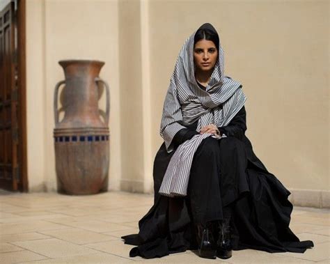 Middle Eastern Street Style Womens Fashion