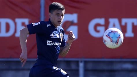 Juega como volante ofensivo y su. La U tiene encaminadas negociaciones con FC Dallas para ...