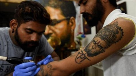 Mumbaiites Get Inked On World Tattoo Day Hindustan Times