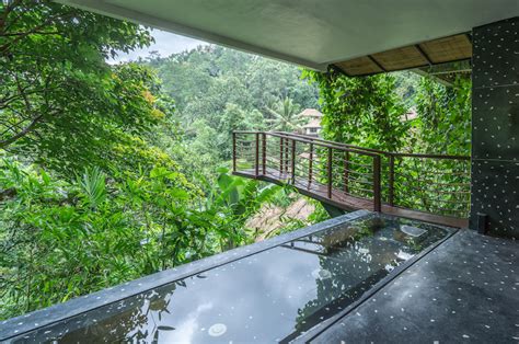 Hanging gardens of bali is located between ayung river and ancient dalem segara temple. Hanging Gardens of Bali | Ubud, Bali | Indonesia