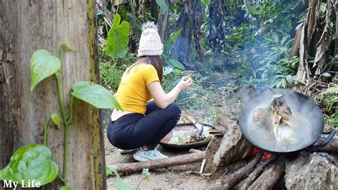 How To Cook Goat Head Cooking In Forest Eating Delicious In Jungle YouTube