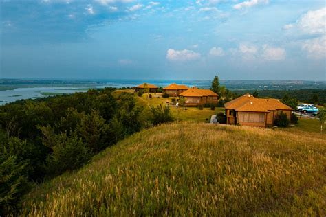 Mahoney, platte river, ponca, niobrara, fort robinson and chadron state parks, as well as lewis and clark, two rivers, victoria. Cabin and Lodge Rooms - Nebraska Game and ParksNebraska ...