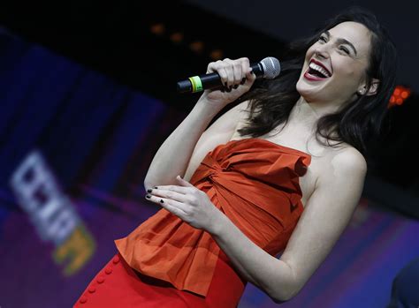Gal Gadot And Friends Sing Imagine During Crisis Were All In This Together