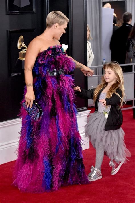 pink and willow hart at 2018 grammys popsugar celebrity