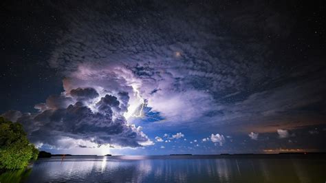 Download Wallpaper 1920x1080 Storm Clouds Lightning Sea