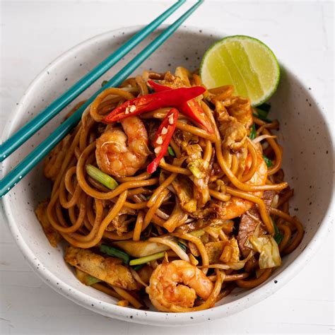 Indonesian Mee Goreng Noodles Asian Recipes Food Cooking