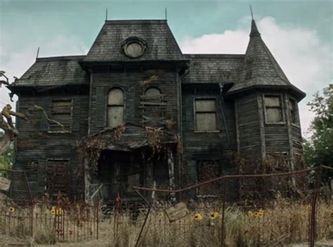 Netflix Will Release A New Documentary About The Most Haunted Houses In
