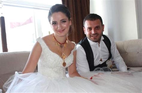 Kardeşlerim dizisinin genç yıldızı gözde türker performansıyla dikkat çekiyor. Kırgın Çiçekler'in Songül'ü Gökçe Akyıldız, Diziden ...