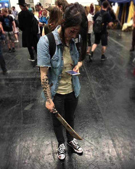 The Last Of Us 2 Cosplay Ellie Williams By Lessiwho On Deviantart
