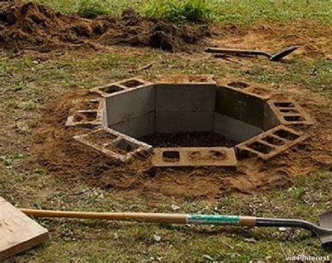 Planning on building a permanent fire pit in my backyard. DIY Projects: 15 Ideas For Using Cinder Blocks | Survivopedia