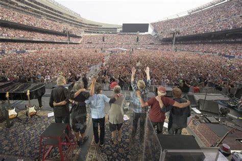 Photo Gallery The Grateful Dead At Soldier Field July 3 5 2015