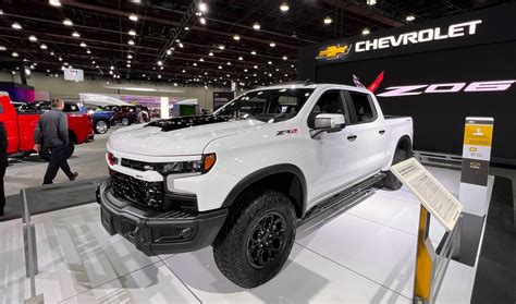 Chevrolet Silverado Zr Bison Is Expedition Prepped Boasts Detroit